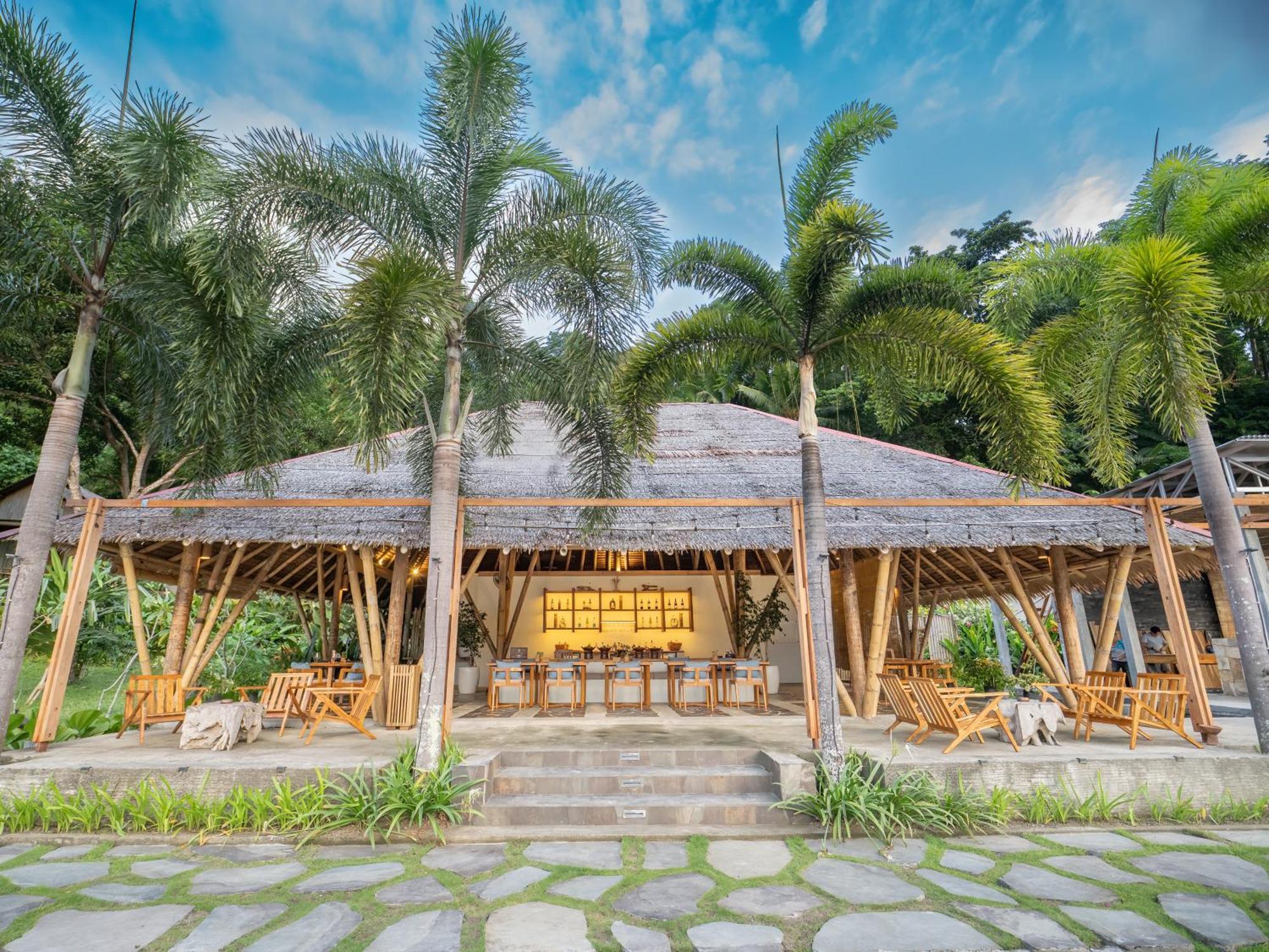 D'Lagoon Dive Resort Bitung Dış mekan fotoğraf